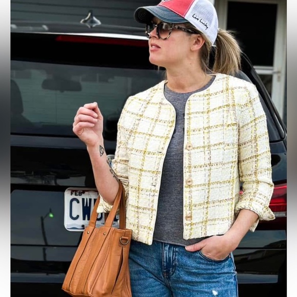 Cabi Coco jacket - Amazing! - Picture 4 of 16